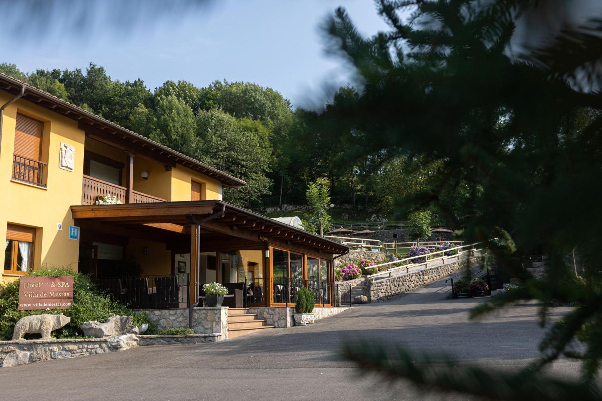 Hotel & Spa Villa De Mestas เมสตัส เด กอน ภายนอก รูปภาพ