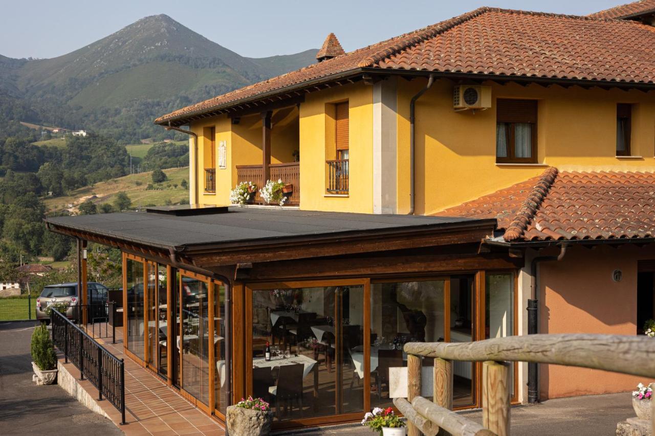 Hotel & Spa Villa De Mestas เมสตัส เด กอน ภายนอก รูปภาพ