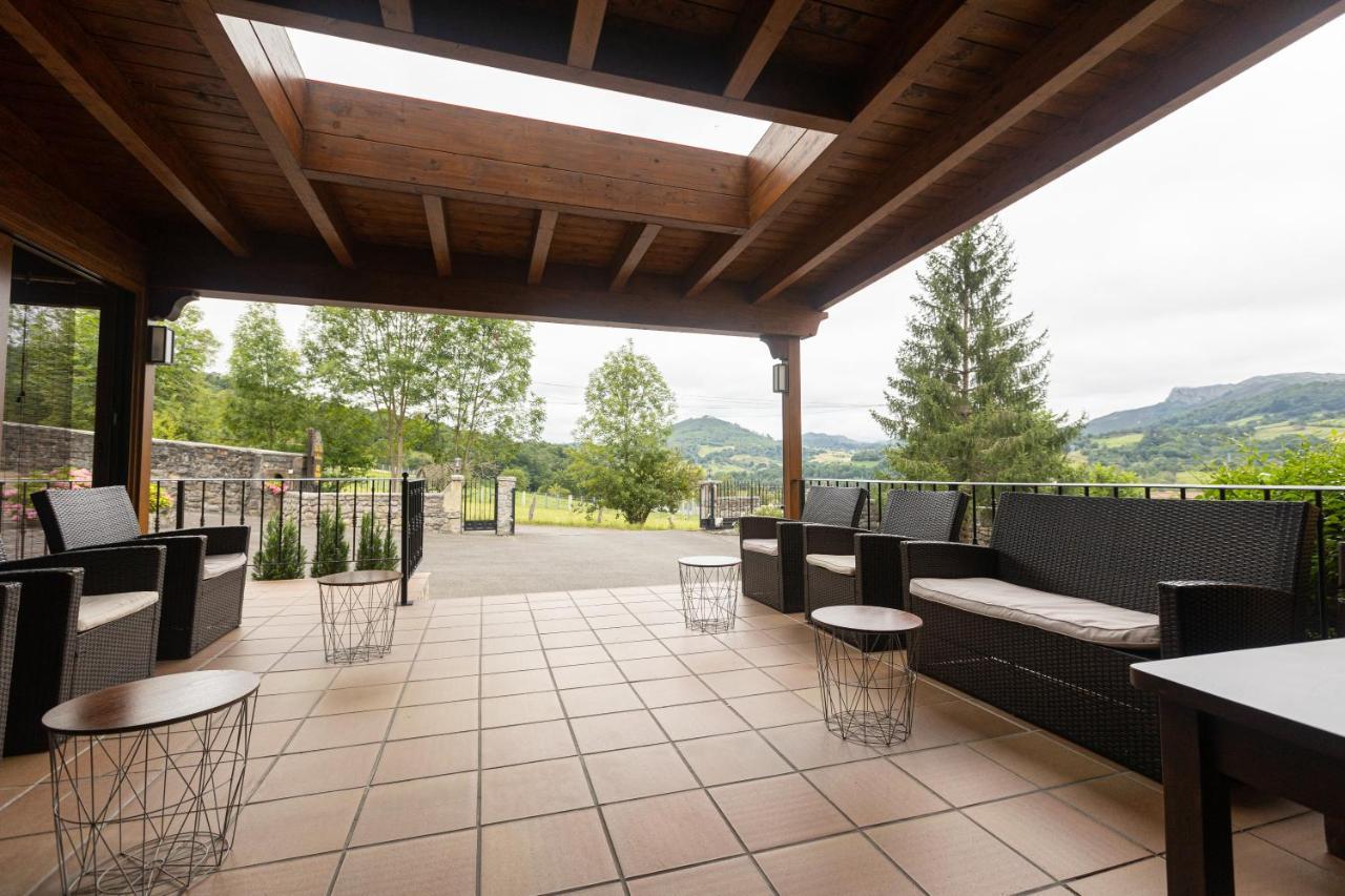 Hotel & Spa Villa De Mestas เมสตัส เด กอน ภายนอก รูปภาพ